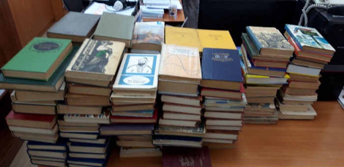 Children’s books have been handed over to the “Yoruglik” charity center in Tashkent for children with identified disabilities as part of the “Book Challenge”