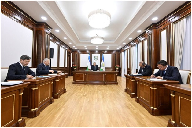 Рассмотрены вопросы развития атомной энергетики